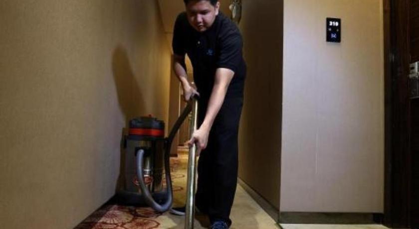 فندق لوتس بلو ليغاسبي المظهر الخارجي الصورة